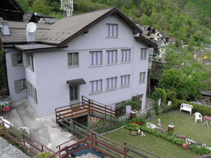 Casa Vacanza Pizzo Camino Calasca-Castiglione Luaran gambar